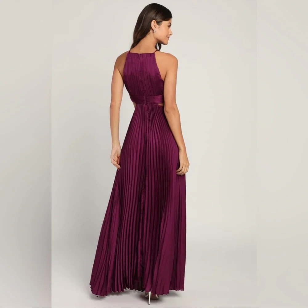 Minuet Plum satin pleated halter maxi dress size L 
( Maternity Optional ) - Picture 2 of 10